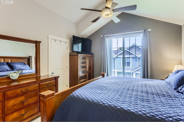 16070 SW Mason Ln, Beaverton, OR 97006 - bedroom with lofted ceiling and a ceiling fan