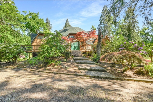 view of front of property
