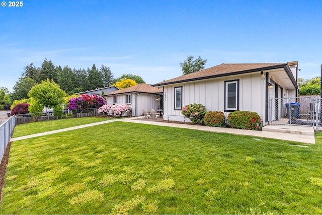 6696 Doral Dr SE, Salem, OR 97306 - single story home with board and batten siding, a gate, and roof with shingles