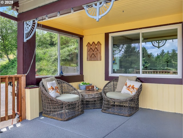 91196 Youngs River Rd, Astoria, OR 97103 - view of patio / terrace