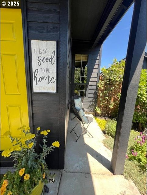 view of entrance to property