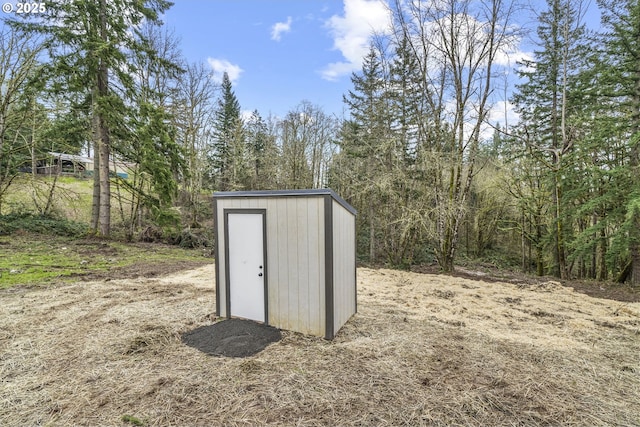 view of outbuilding