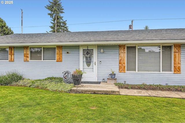 8413 NE Lewis Dr, Vancouver, WA 98662 - view of front facade with a front lawn