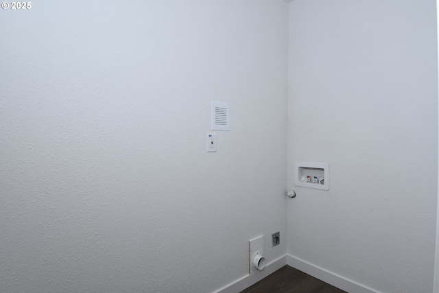2718 SE 138th Ave Unit 64, Portland, OR 97236 - washroom featuring hookup for a washing machine, baseboards, hookup for an electric dryer, and dark wood-style flooring