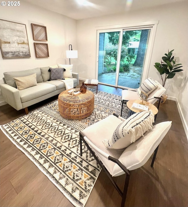 2718 SE 138th Ave Unit 64, Portland, OR 97236 - living area featuring baseboards and wood finished floors