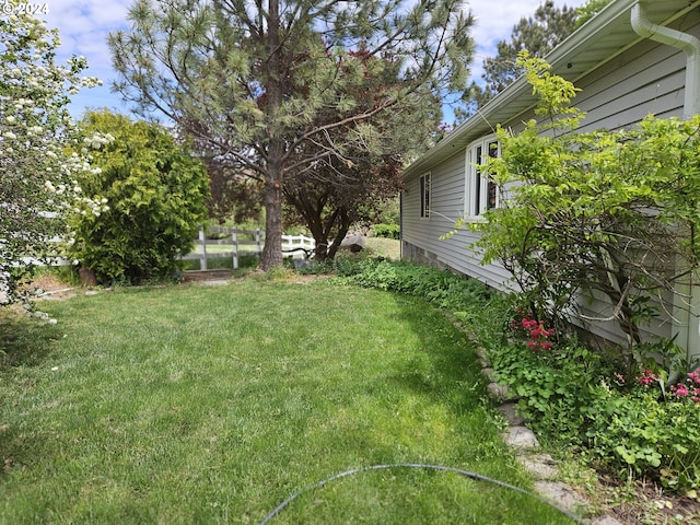 42139 Dry Gulch Rd, Richland, OR 97870 - view of grassy yard