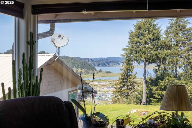 625 Crestview Dr, Reedsport, OR 97467 - water view