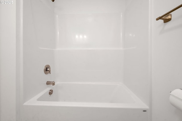 4070 Barger Dr, Eugene, OR 97402 - bathroom with toilet and bathing tub / shower combination