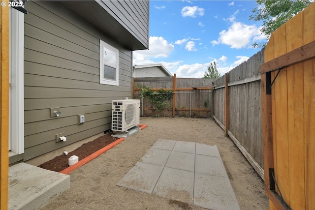 4070 Barger Dr, Eugene, OR 97402 - fenced backyard with a patio