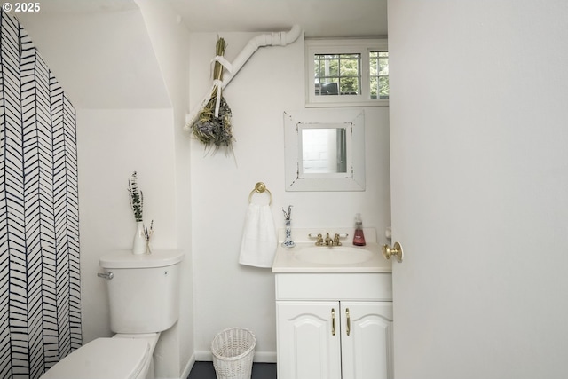 2535 N Baldwin St, Portland, OR 97217 - bathroom with toilet and vanity