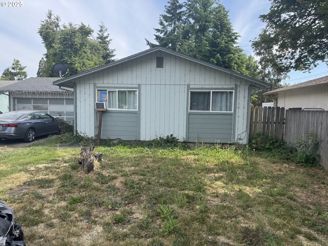 5111 D St, Springfield, OR 97478 - view of front of home with a garage
