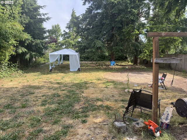 5111 D St, Springfield, OR 97478 - view of grassy yard