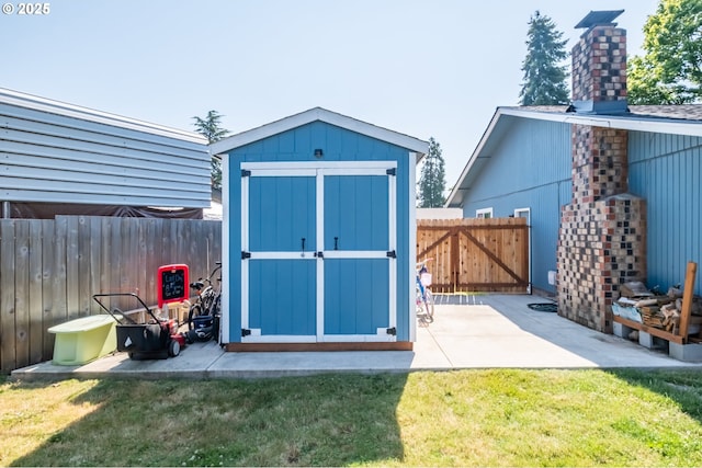 6132 Wilford Pl SW, Albany, OR 97321 - view of shed featuring a fenced backyard