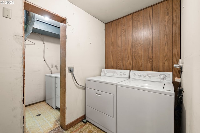 16739 NE Glisan St, Gresham, OR 97230 - washroom featuring separate washer and dryer