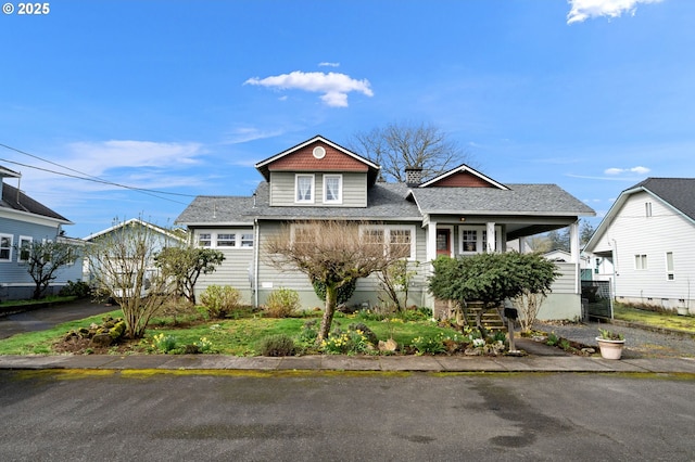 155 S 8th St, Saint Helens, OR 97051 - view of front of house featuring a shingled roof