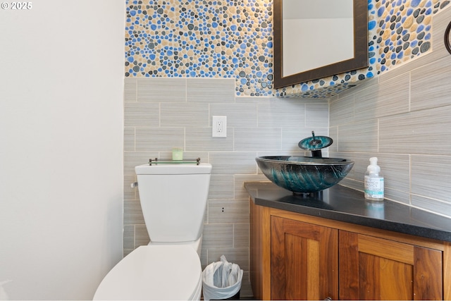 65 SW Frenwood Way, Beaverton, OR 97005 - bathroom with toilet and vanity