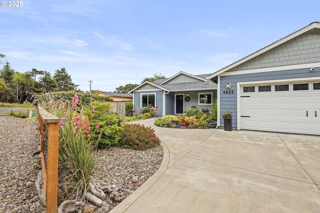 4635 Chaucer Ct, Depoe Bay, OR 97341 - ranch-style house with driveway and a garage