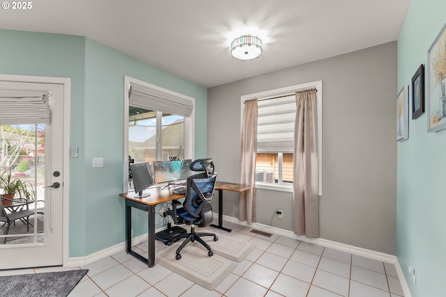 292 Jamie Loop, Roseburg, OR 97471 - office space featuring baseboards and light tile patterned flooring
