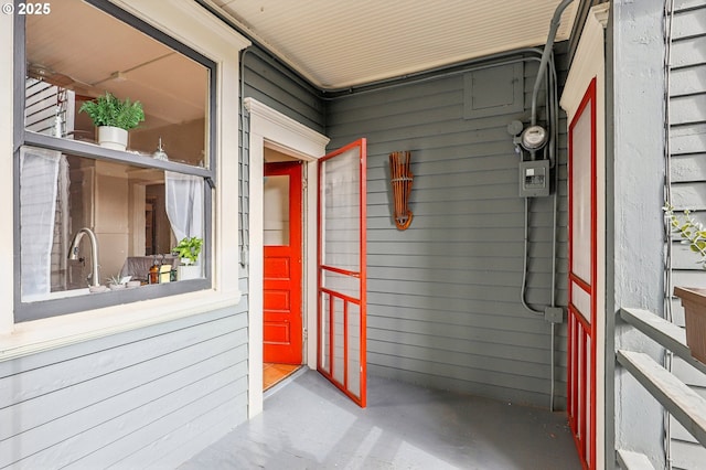 2058 NW Flanders St Unit 5-2, Portland, OR 97209 - bedroom featuring wood finished floors and a walk in closet