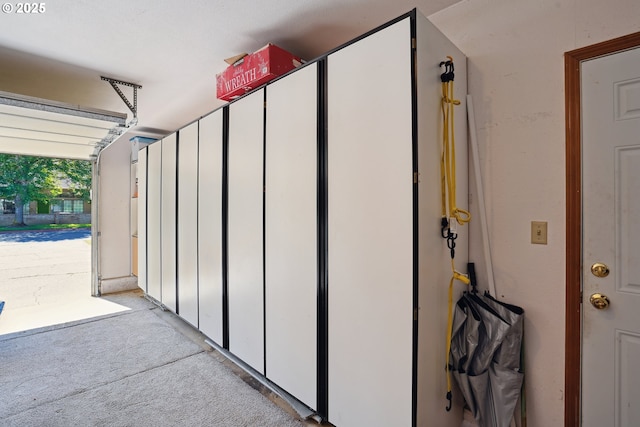 209 Mcnary Estates Dr N, Keizer, OR 97303 - view of garage
