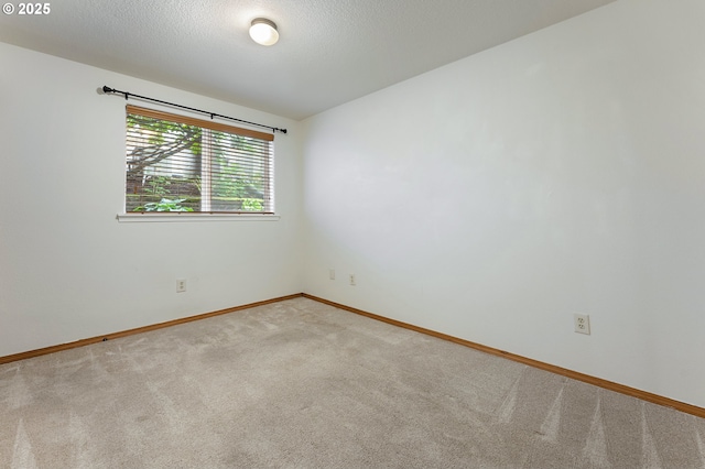 6708 N Richmond Ave, Portland, OR 97203 - carpeted spare room with baseboards