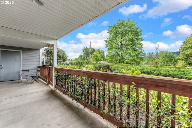 6708 N Richmond Ave, Portland, OR 97203 - view of balcony