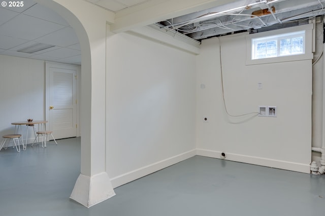 7327 N Washburne Ave, Portland, OR 97217 - basement with baseboards and arched walkways