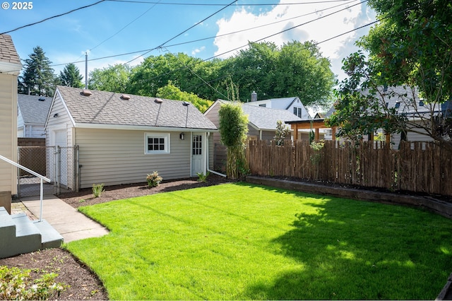 7327 N Washburne Ave, Portland, OR 97217 - view of yard featuring a gate and an outdoor structure