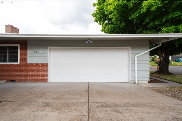 4603 SE 16th Ct, Gresham, OR 97080 - garage with driveway