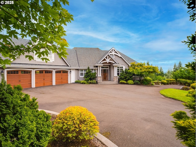 13848 SE Diamond Ridge Rd, Happy Valley, OR 97086 - craftsman-style home featuring driveway and roof with shingles