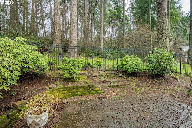 view of yard featuring fence