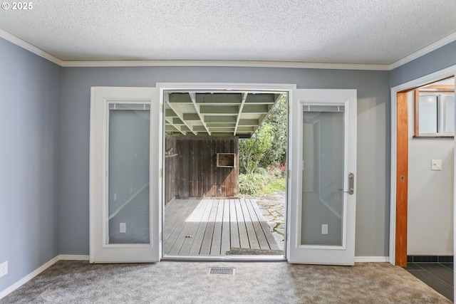 17445 S Beckman Rd, Oregon City, OR 97045 - entryway with carpet flooring, crown molding, a textured ceiling, and baseboards