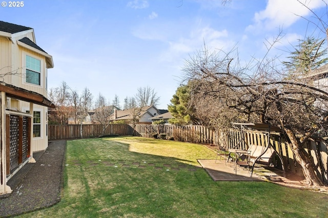 view of yard featuring a patio