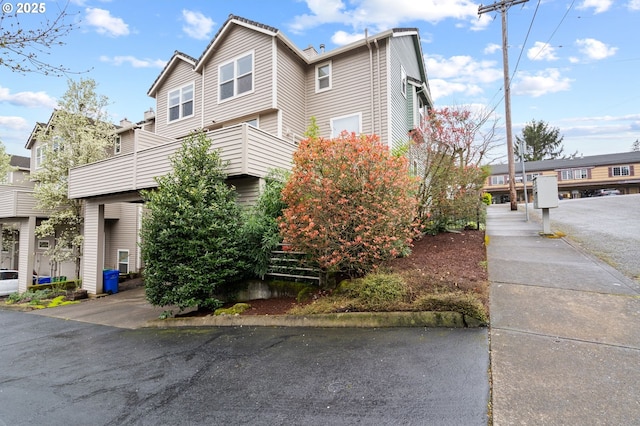 7408 SW Capitol Hwy, Portland, OR 97219 - view of front of home