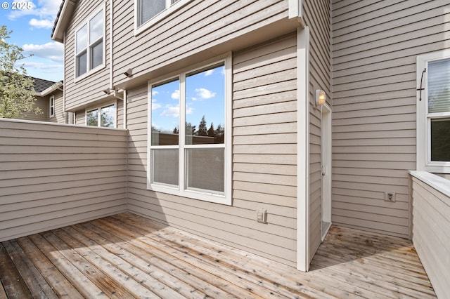 7408 SW Capitol Hwy, Portland, OR 97219 - view of wooden terrace