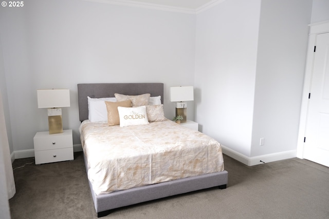 4604 NE 119th St, Vancouver, WA 98686 - carpeted bedroom featuring crown molding and baseboards