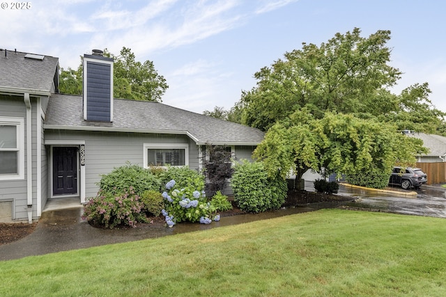 8396 SW Mohawk St, Tualatin, OR 97062 - view of green lawn
