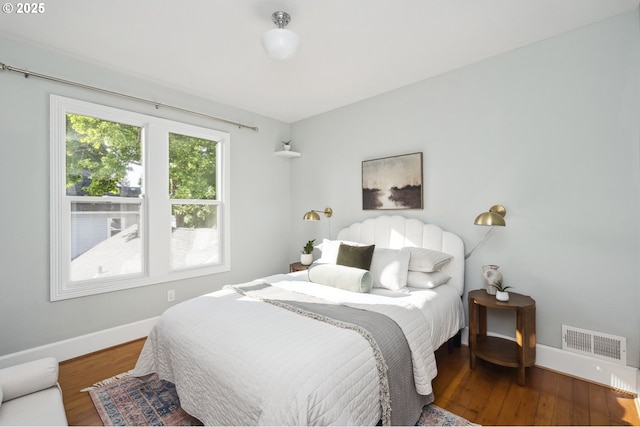 5106 N Bowdoin St, Portland, OR 97203 - bedroom featuring baseboards and wood finished floors