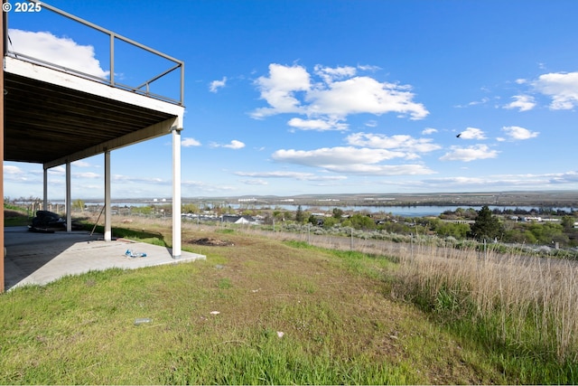 175 Truman Dr, Umatilla, OR 97882 - view of yard featuring a water view