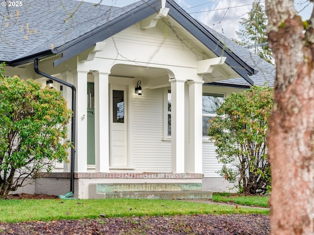 view of property entrance