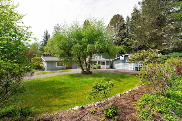 view of front of house with a front yard