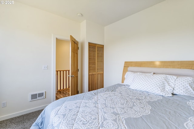 1105 29th St, Hood River, OR 97031 - carpeted bedroom featuring baseboards and a closet