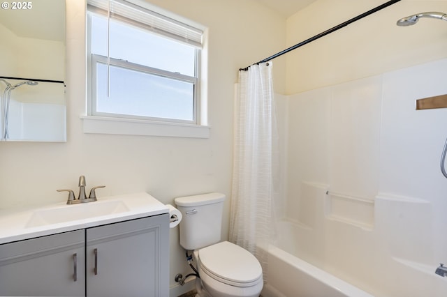 1105 29th St, Hood River, OR 97031 - full bath featuring toilet, vanity, and shower / bath combo with shower curtain