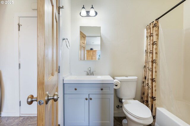 1105 29th St, Hood River, OR 97031 - bathroom featuring toilet, vanity, and shower / bath combo with shower curtain