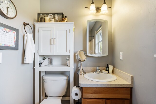 1105 29th St, Hood River, OR 97031 - bathroom with toilet and vanity
