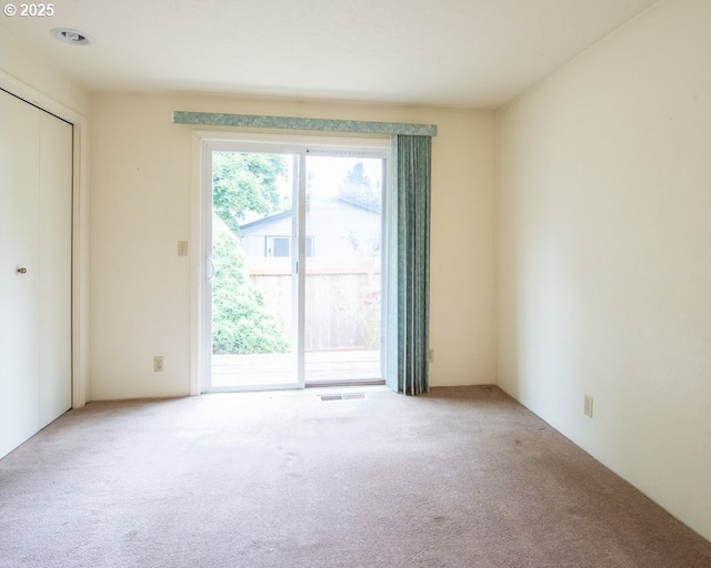 4631 Daisy St, Springfield, OR 97478 - view of carpeted empty room