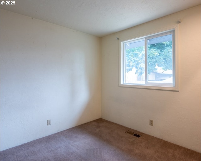 4631 Daisy St, Springfield, OR 97478 - view of carpeted empty room