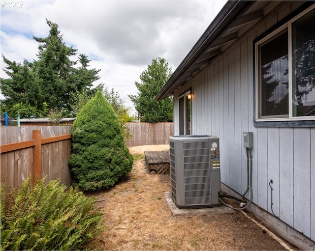 4631 Daisy St, Springfield, OR 97478 - view of fenced backyard