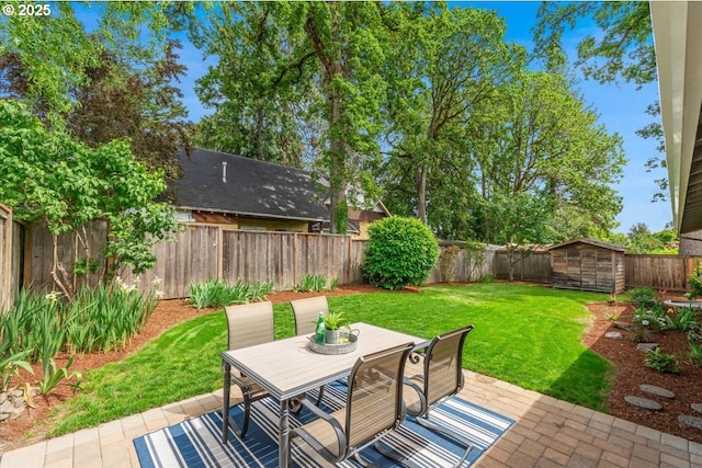 8740 SW Bomar Ct, Portland, OR 97223 - view of patio with outdoor dining area
