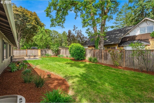 8740 SW Bomar Ct, Portland, OR 97223 - view of yard with a patio area